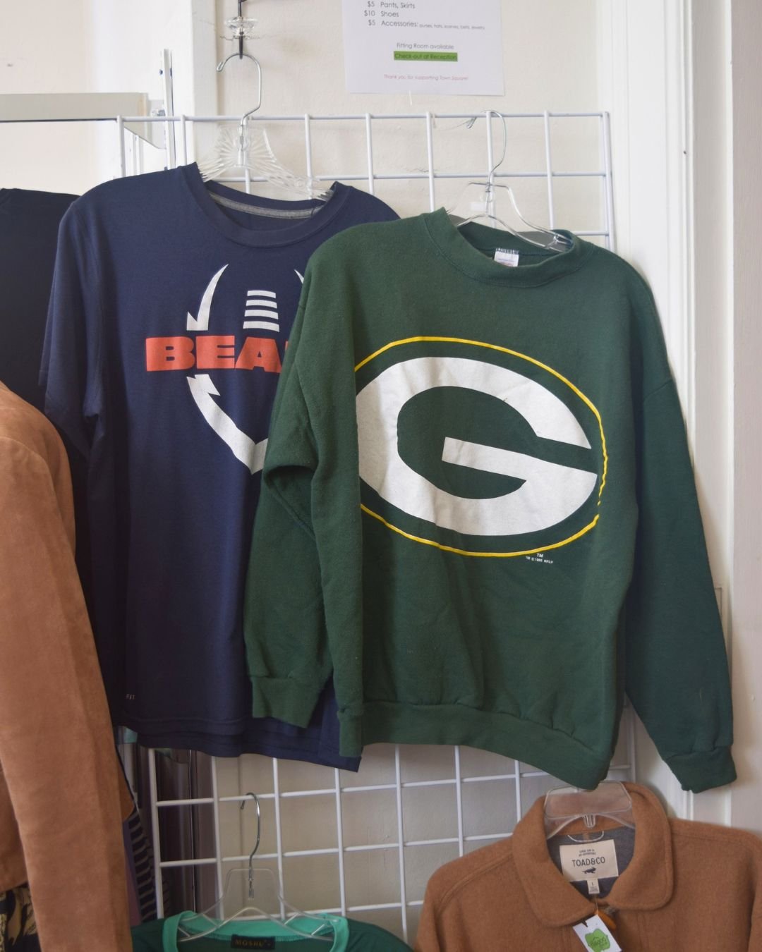 Some rivalries never go out of style.

Packers vs. Bears is this weekend, and Hangers has something for both sides. Coats, accessories, home finds and, of course, a little game day gear.

We&rsquo;re not going to say who&rsquo;s winning. We think you
