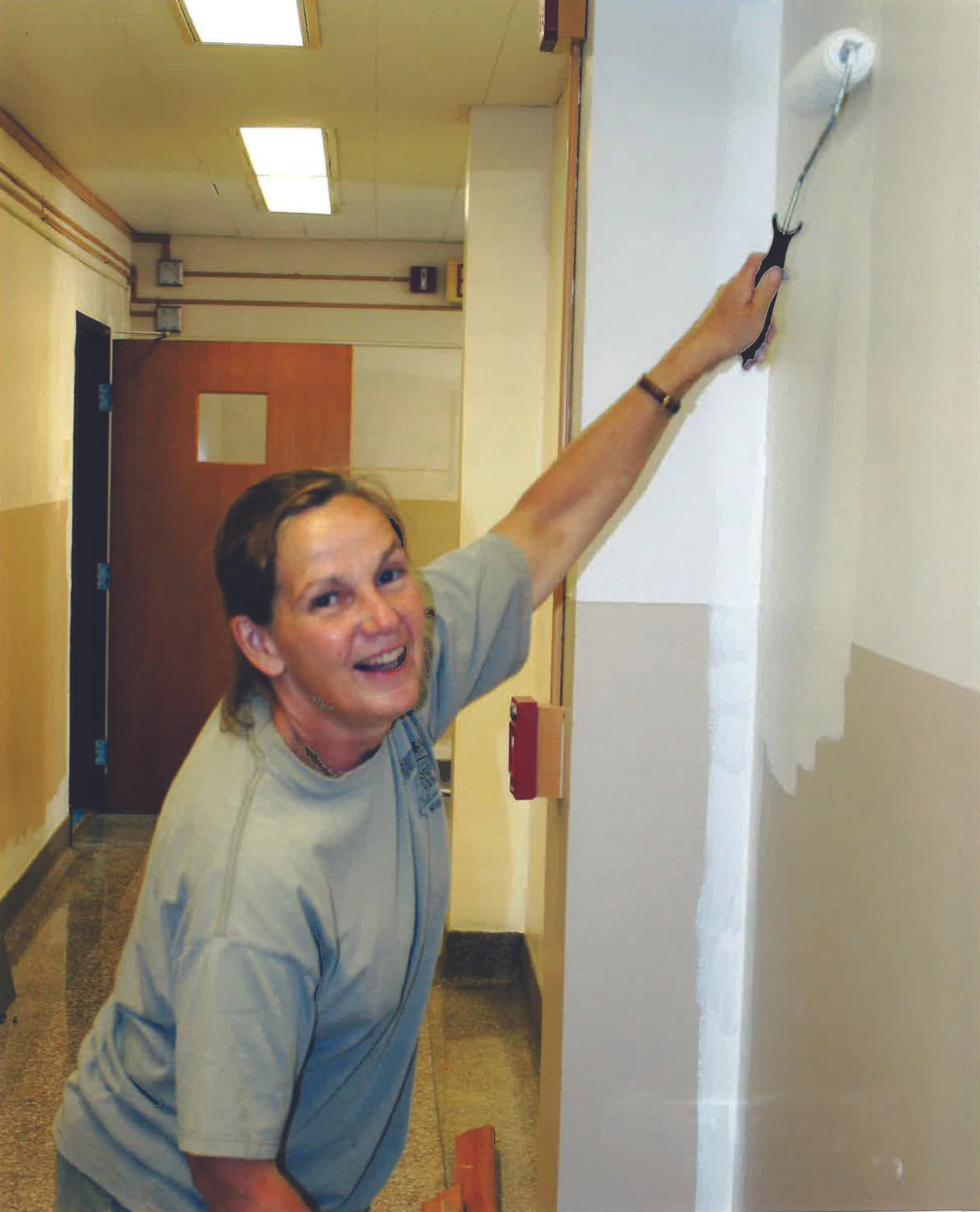Volunteers came together to transform the former courthouse into a community center, removing old furnishings, carpeting and other remnants of its former use.