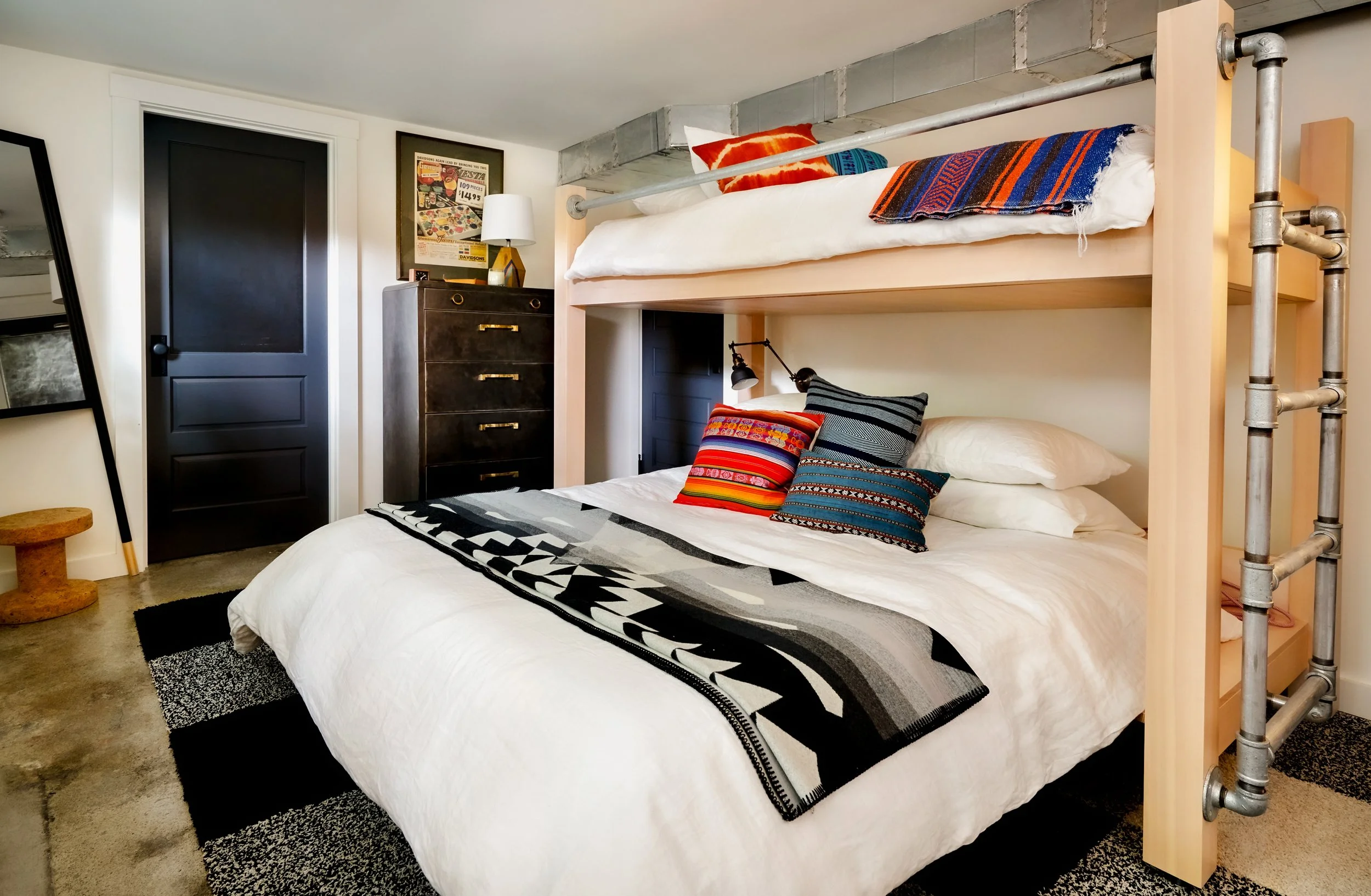 48_Schriber_basement-bed_03514.jpg