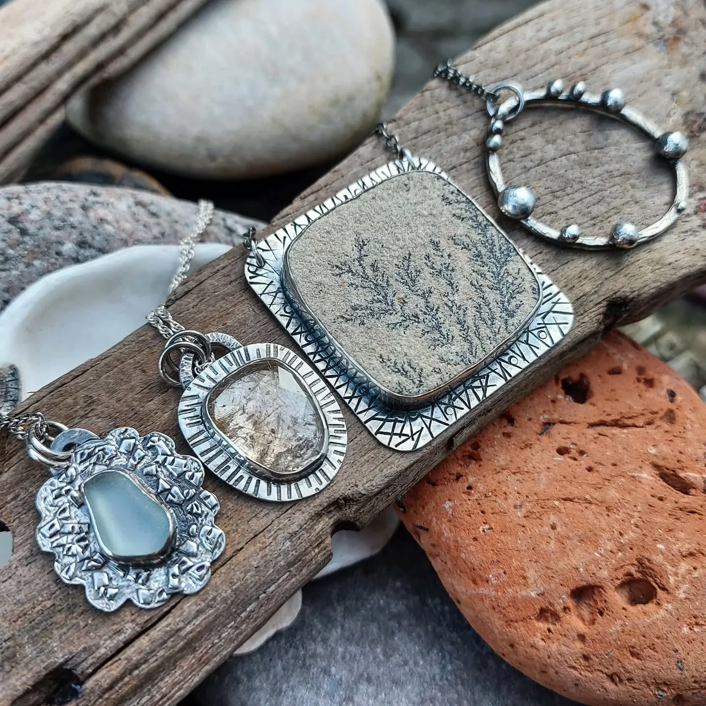 A beautiful selection of four tonight 😊

Sea glass, dendritic limestone and rutilated quartz are the 'stones' showcased here - which is your favourite? Or perhaps you just like a bit of oxidised silver ⚒️

They are all available in my little shop (l