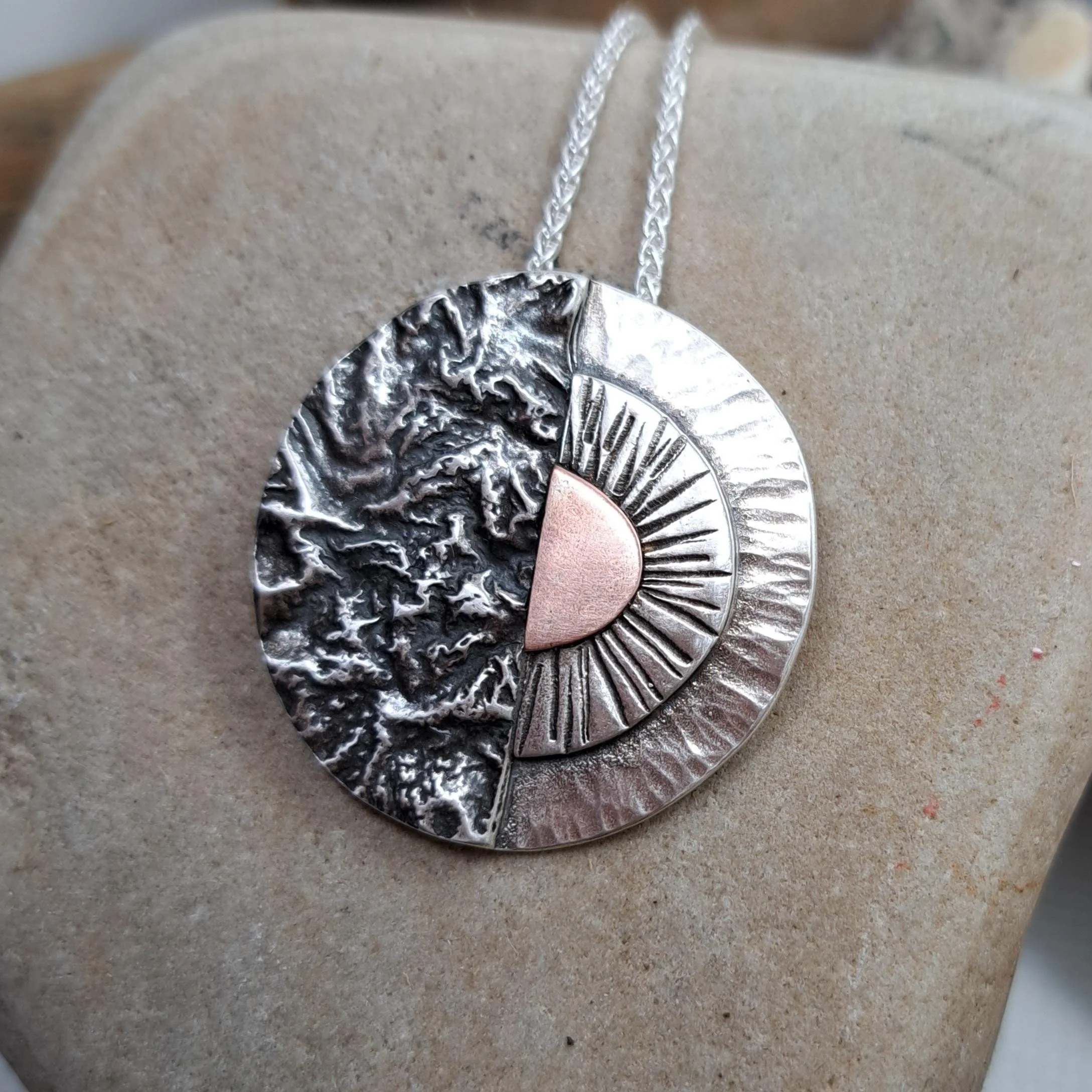 isaac pendant sun 18.jpg