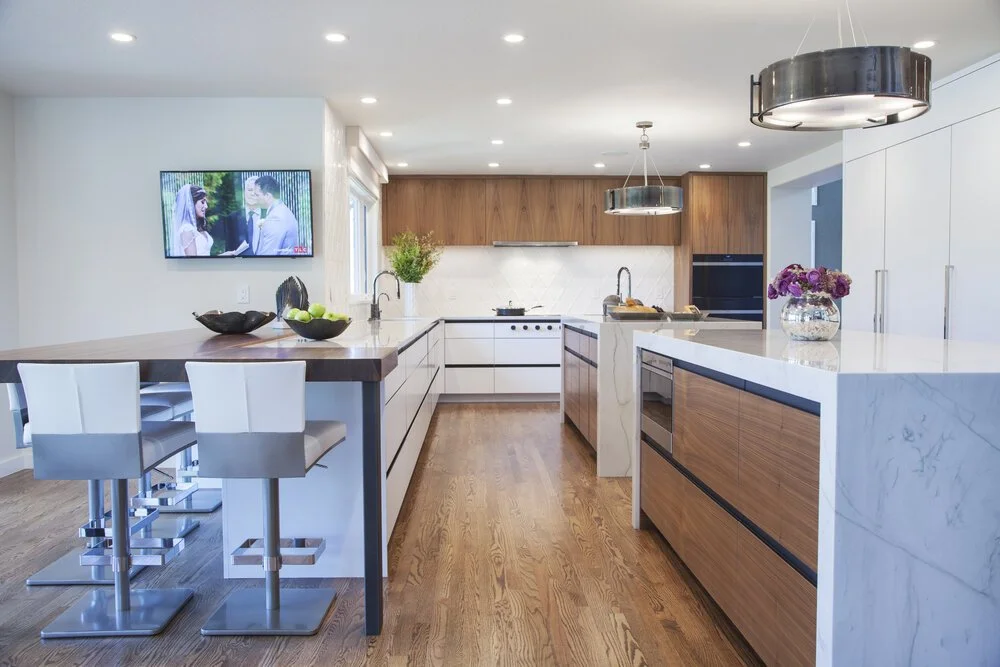 Designing the Perfect Entertainer's Kitchen