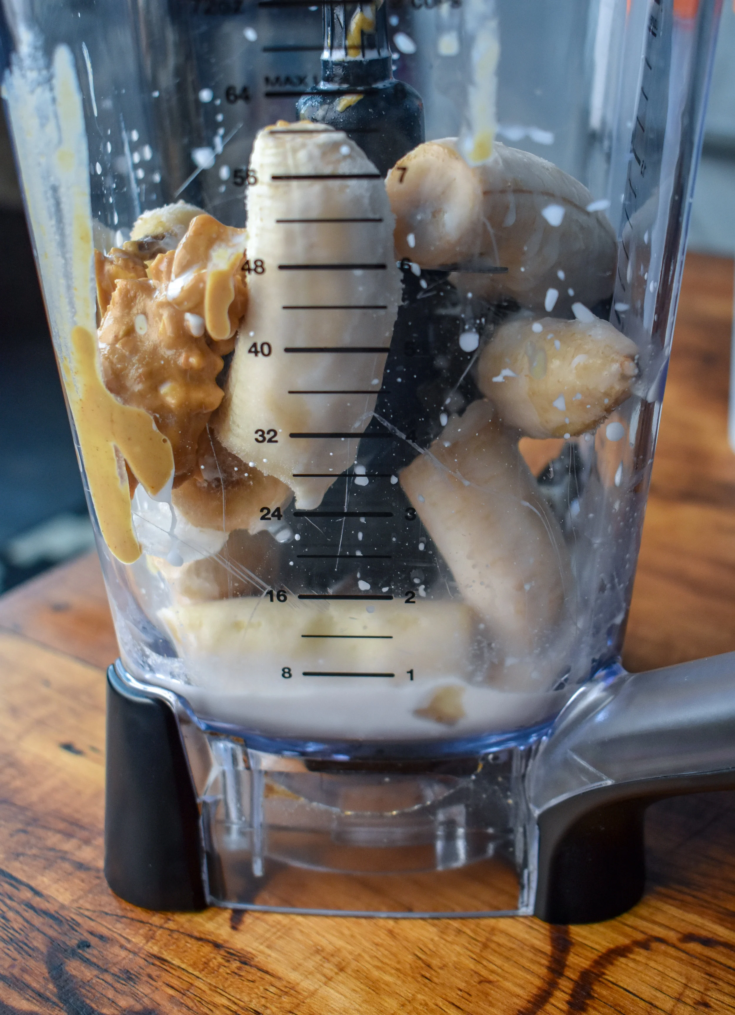 1. In a high speed blender, blend all the ice cream ingredients until smooth.