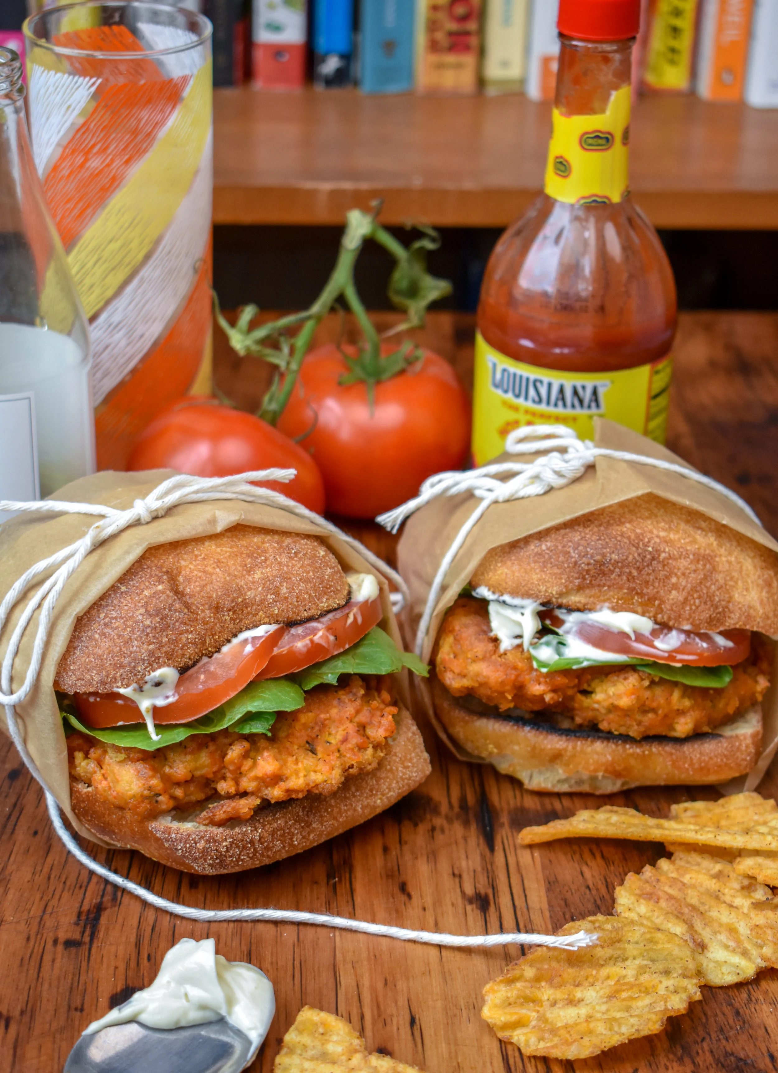 Vegan Wendy S Mock Spicy Chicken Sandwich W Meatfree Breaded Chicken Patty The Vegan Caveman