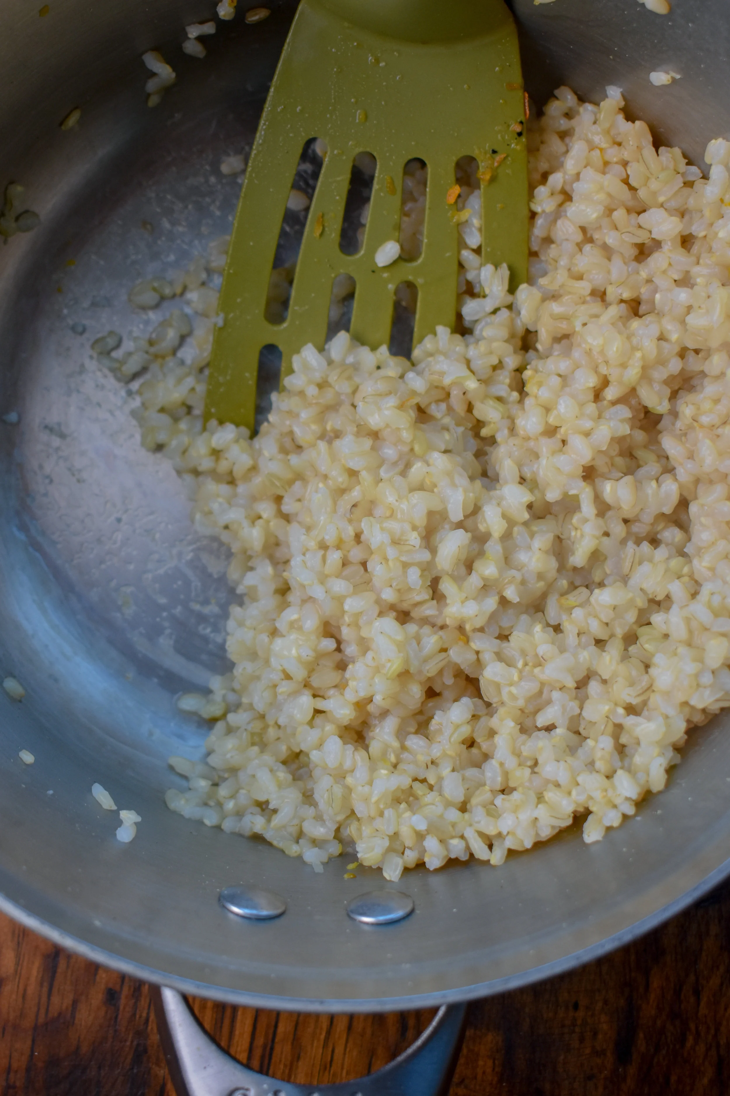 1. Place 1 cup brown rice in a medium pot with 2 cups of water, bring to boil, reduce heat to low, cover, and simmer for 40 minutes.