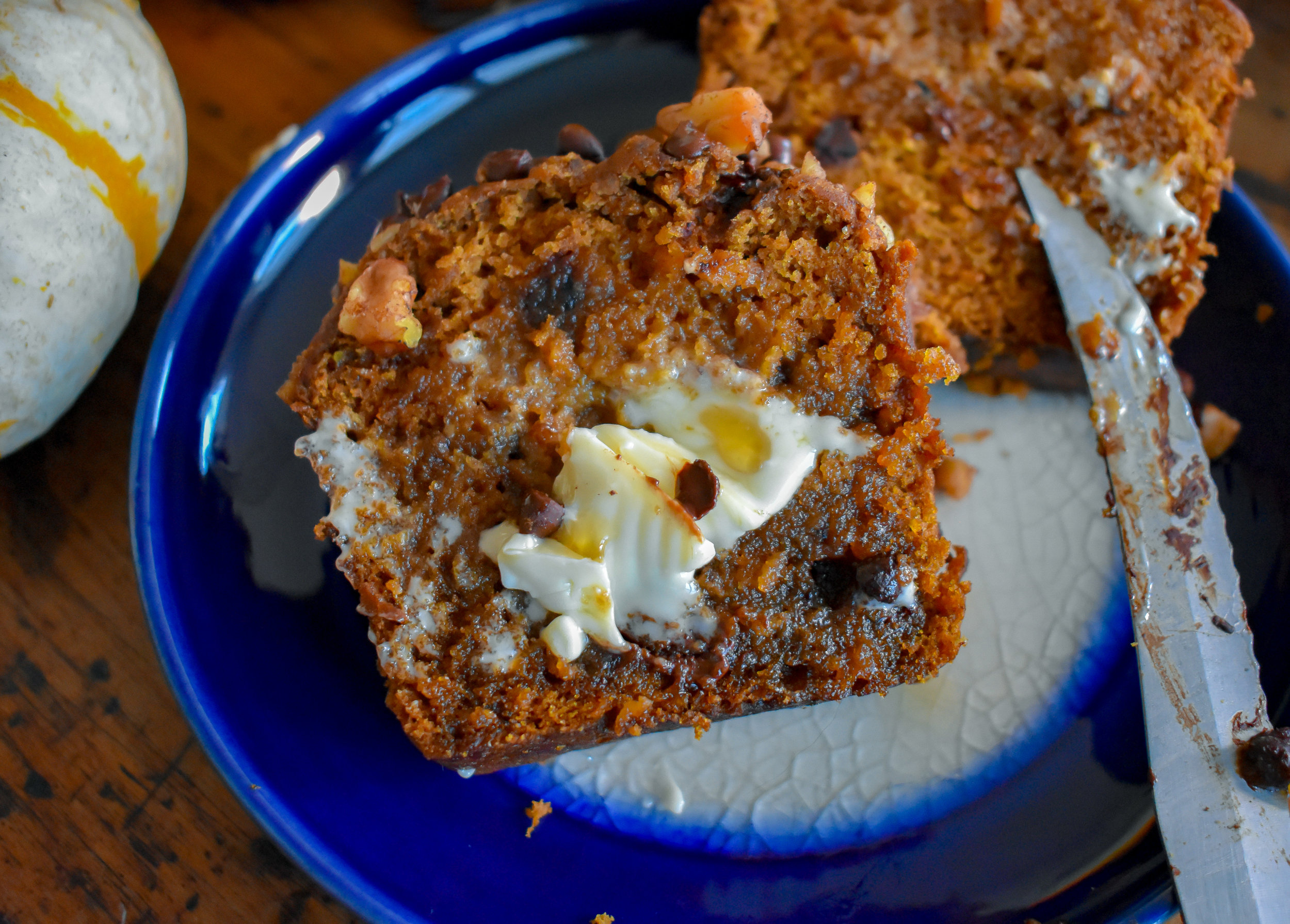 Vegan Dark Chocolate Chip Pumpkin Pie Bread