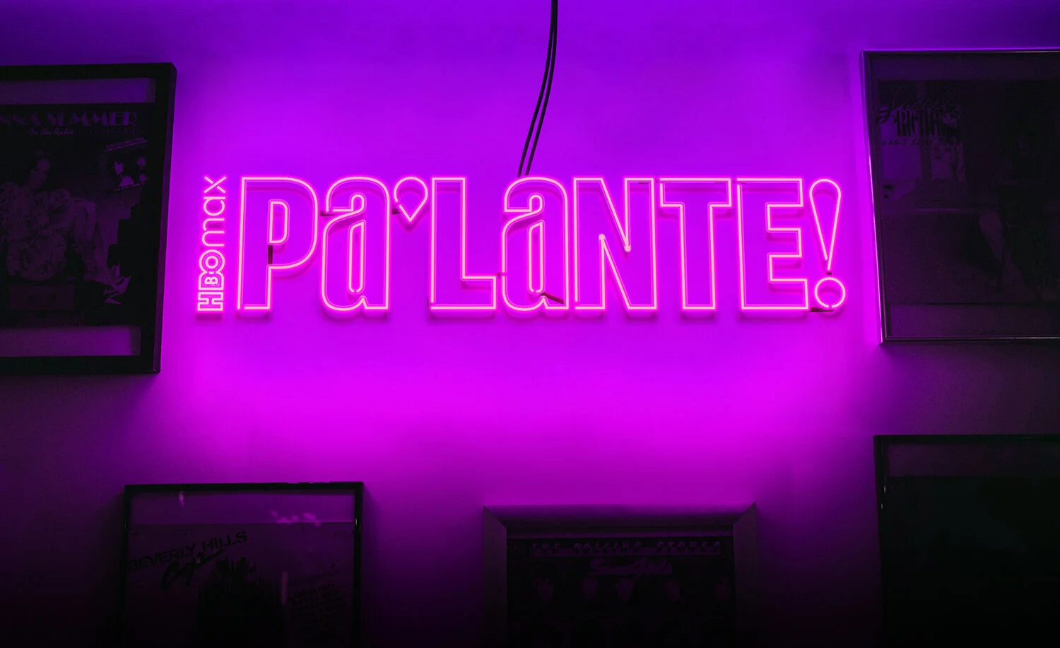 1_neon_wall_sign+copy.jpg