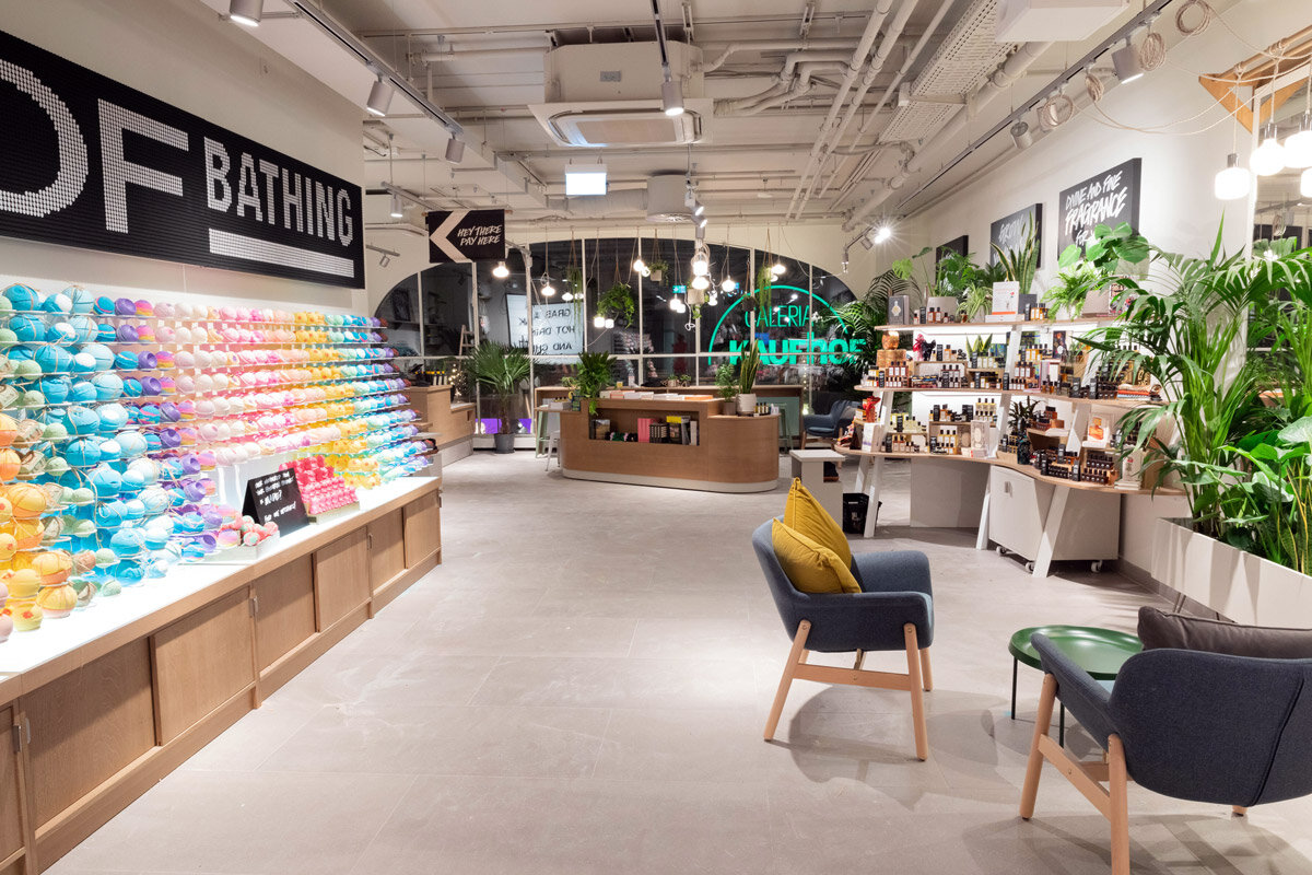 lush_taya_black_munich_store_opening_nov_2019-27.jpg