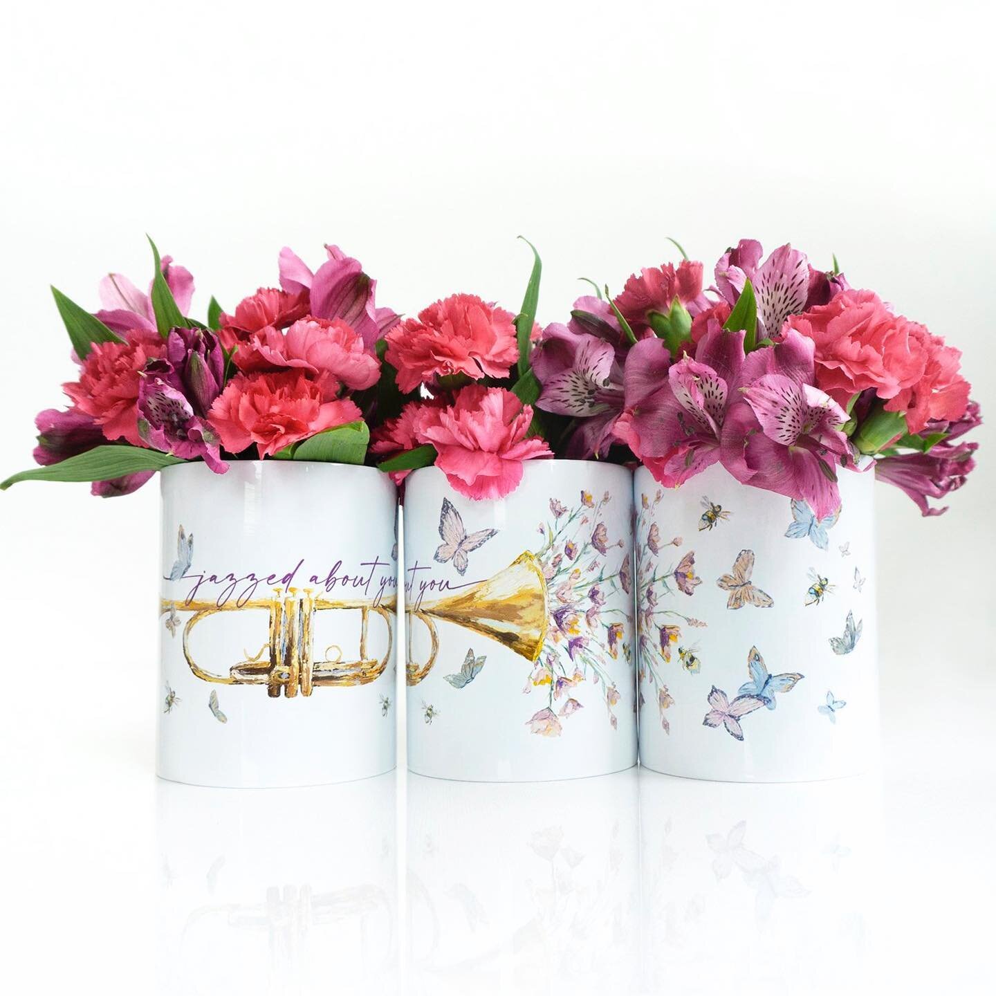 Whether you&rsquo;re tooting your own horn
🎺 or jazzed 🎷 about someone in your life, these NEW tumblers are a perfect gift for Mother&rsquo;s Day!
🦋🐝
How cute would this coffee/wine tumbler be with some flowers, a bottle of wine, or a gift card t