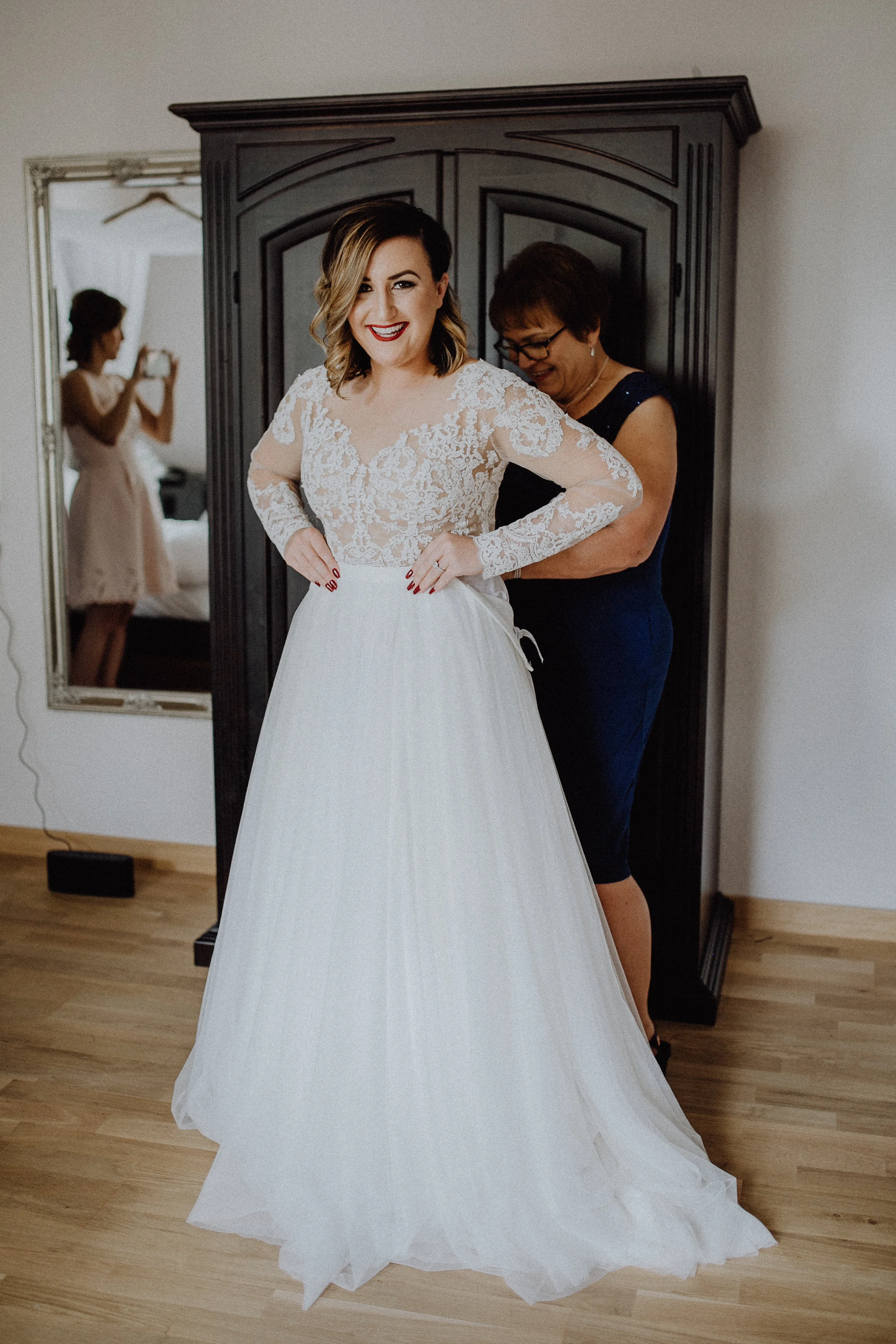 juliaundgil170930154447.jpg