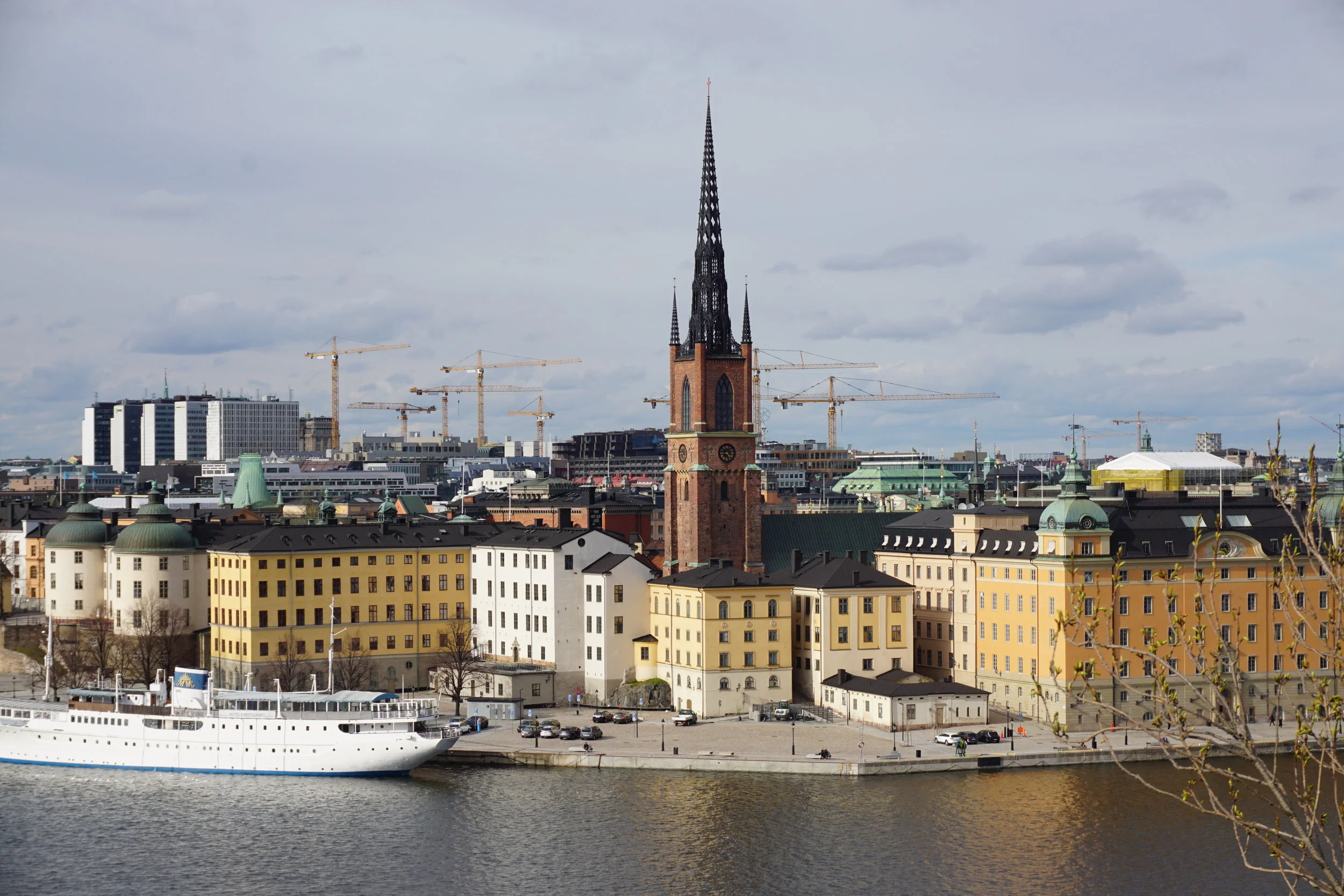 STOCKHOLM & HELSINKI