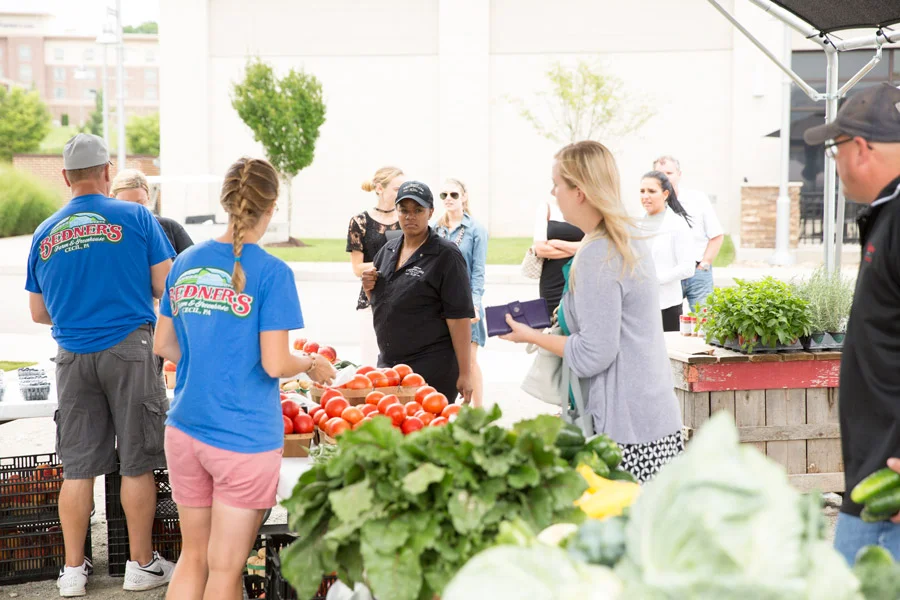 southpointe_town_center_farmer's_market__7-13-17_0057-opt.jpg