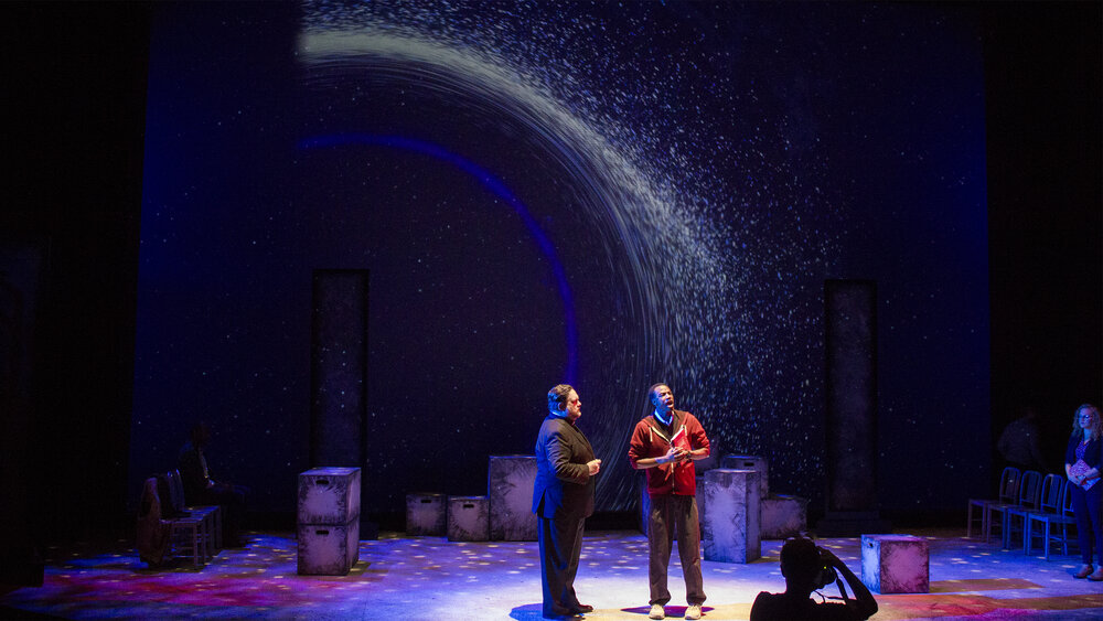 Theatre-The-Curious-Incident-of-the-Dog-in-The-Night-Time-Joe-Burke_01.jpg
