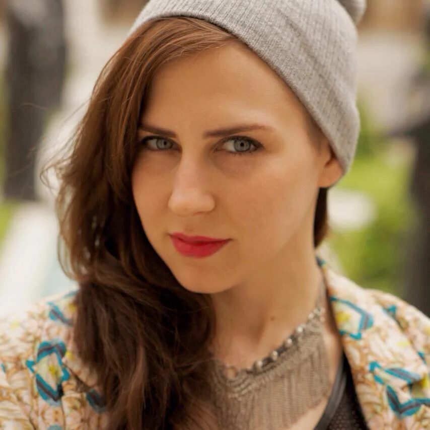 MaryAlouetteAlarkeHeadshotLA.jpg
