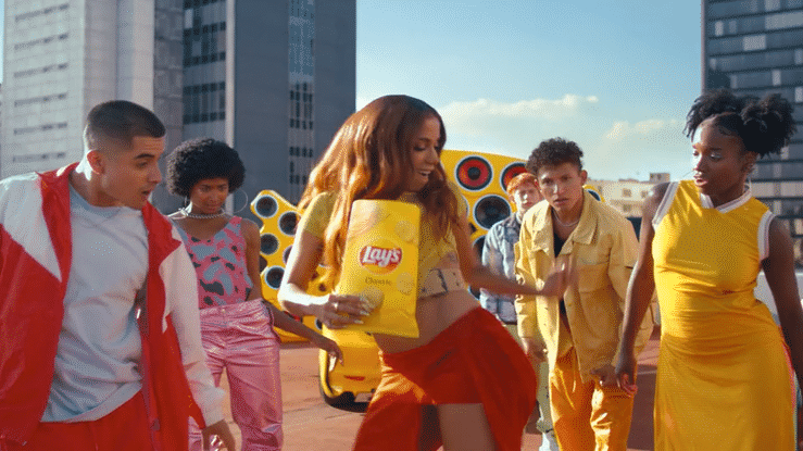 Lay's _ Power of Joy _ Anitta-high.gif