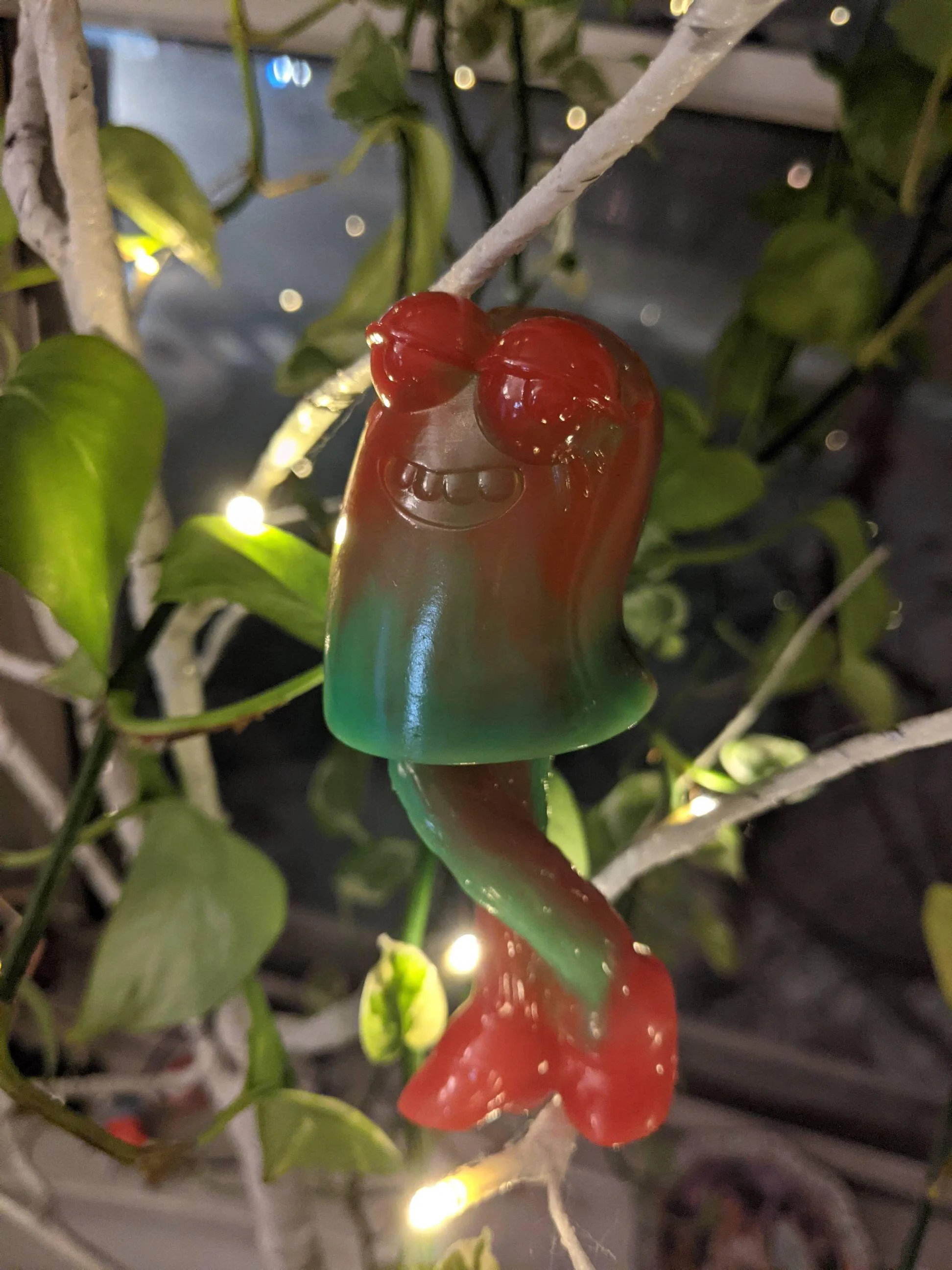 wineghostxmas2.jpg