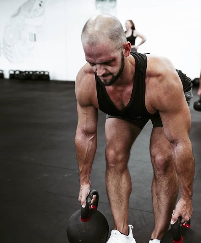 Is your workout making you stronger? ⠀
⠀
Do you feel like your getting your cardio in, but need some resistance training in your workout program?⠀
⠀
Let us help with that.⠀
⠀
Our classes are the perfect blend of strength &amp; conditioning - get those arms looking amazing while BURNING body fat 🔥
⠀
Nobody wants to be &ldquo;skinny fat&rdquo; or &ldquo;bulky&rdquo; - which is why we created a program that gives you the perfect dose of resistance training and cardio. ⠀
⠀
Come check the difference between our workouts and the competition. ⠀

Shoot us a DM to book your free class 💪