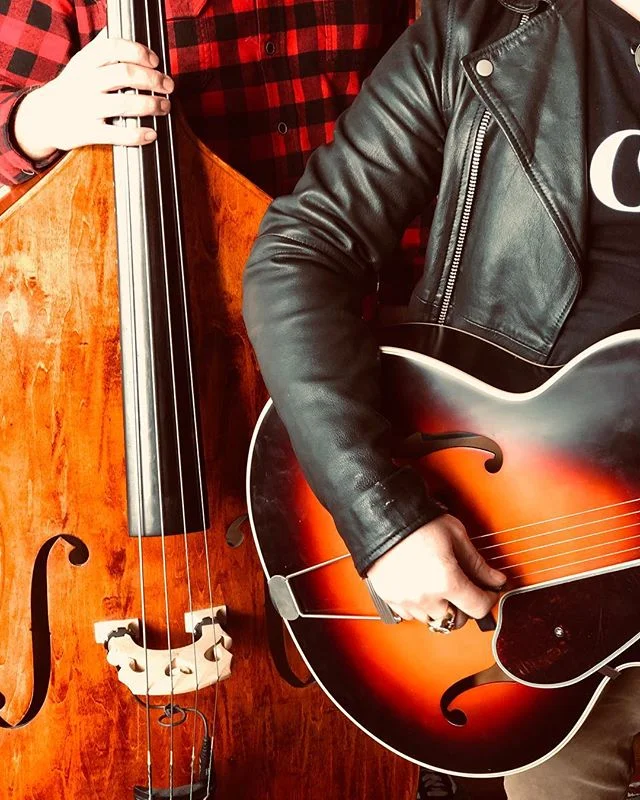 This Saturday @nikkolikade and @daniel_casino_putrino are playing a duo set with some of Denver’s best country bands at @globehalldenver.
#chellaandthecharm
@jenniferniceley
@manymountainsmusic