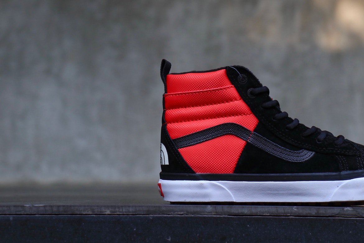 http-%2F%2Fhypebeast.com%2Fimage%2F2017%2F10%2Fthe-north-face-vans-2017-fall-collection-5.jpg