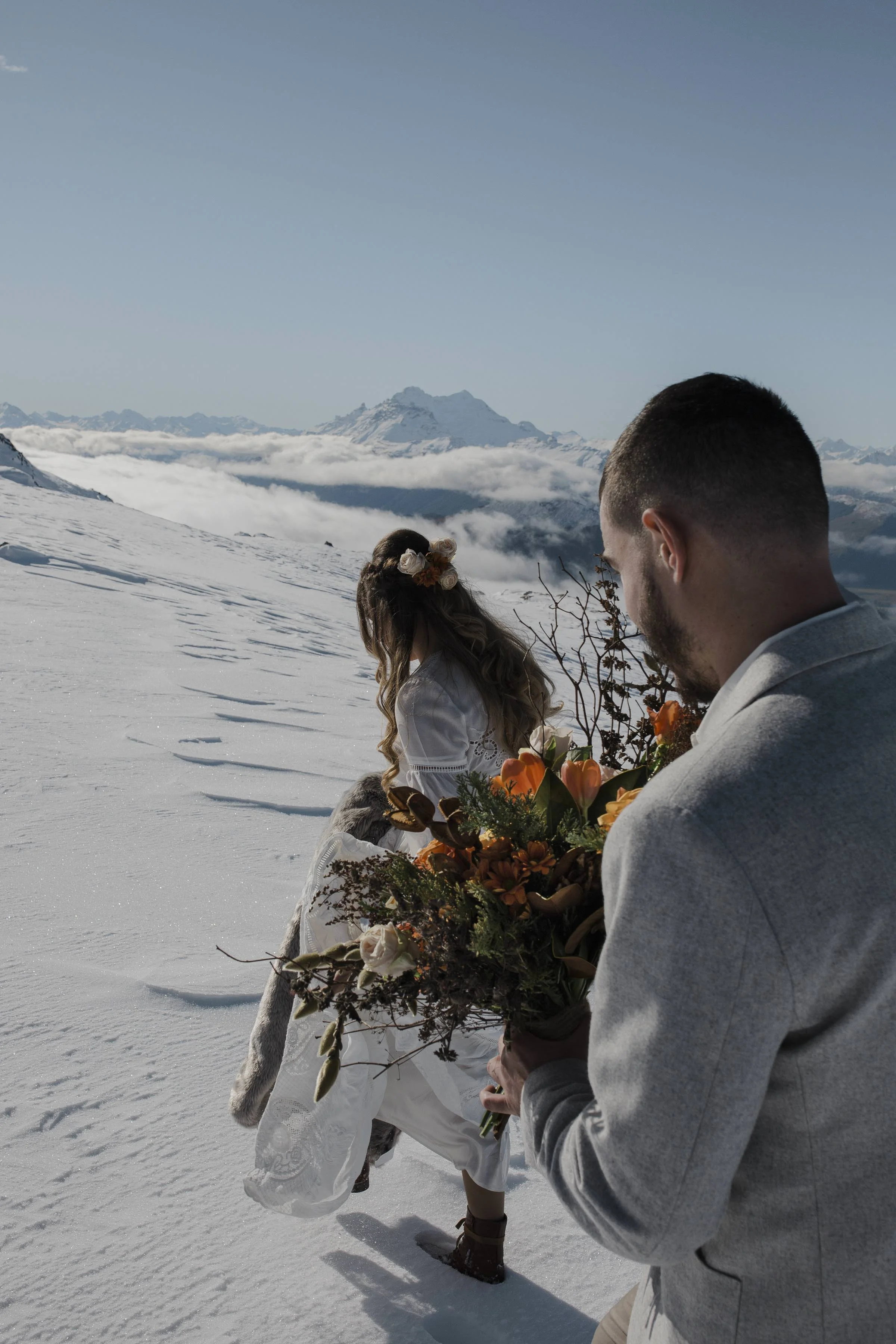 Elopement On top of a mountain New Zealand