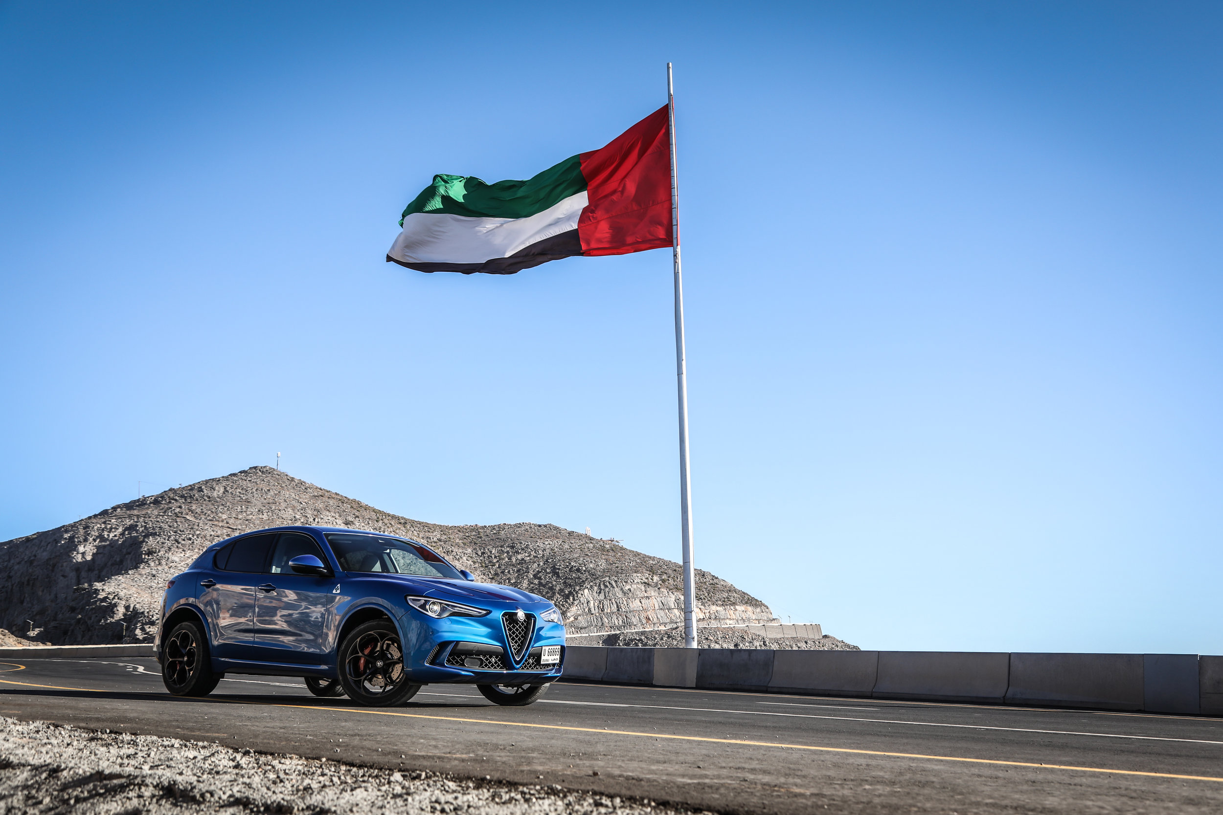 171206_Alfa-Romeo_Stelvio-Quadrifoglio_08.jpg