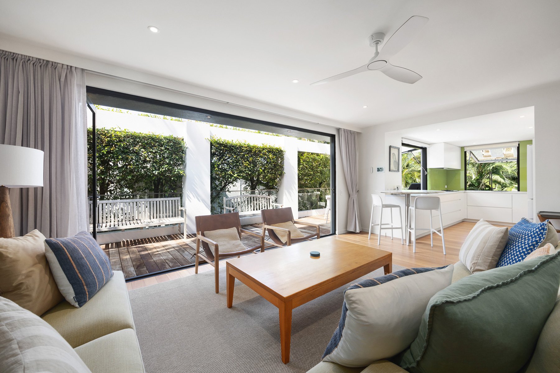 26 Seaview 22 LR.jpg