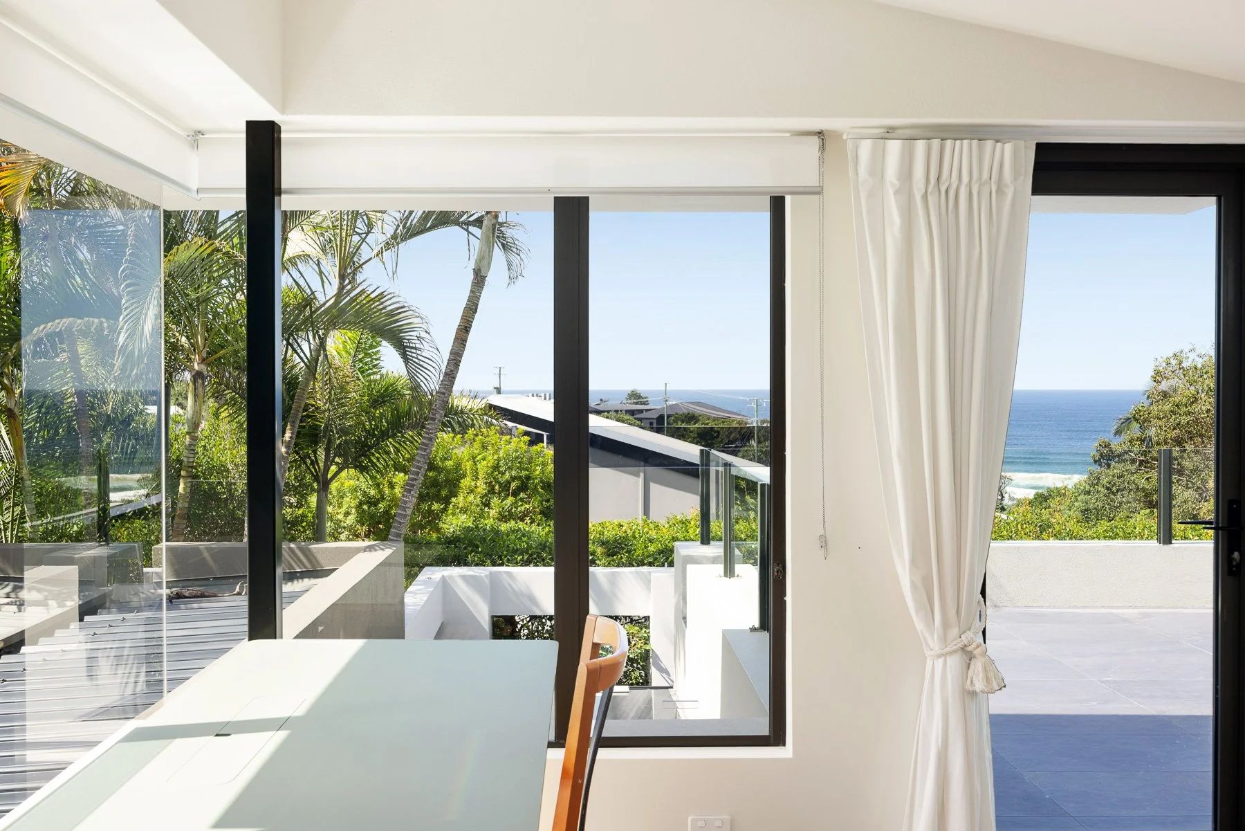 26 Seaview 25 LR.jpg