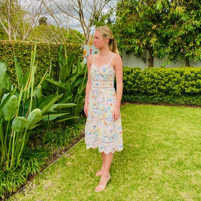 "Peek a Boo" Dress - Gelati