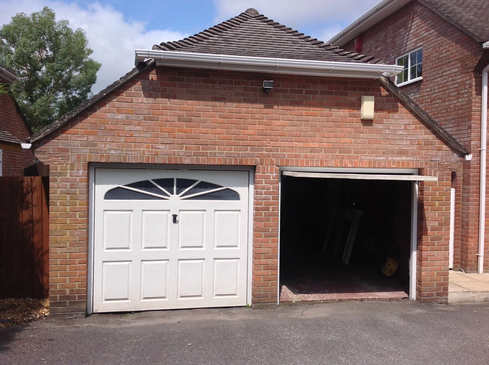 Opening for double garage