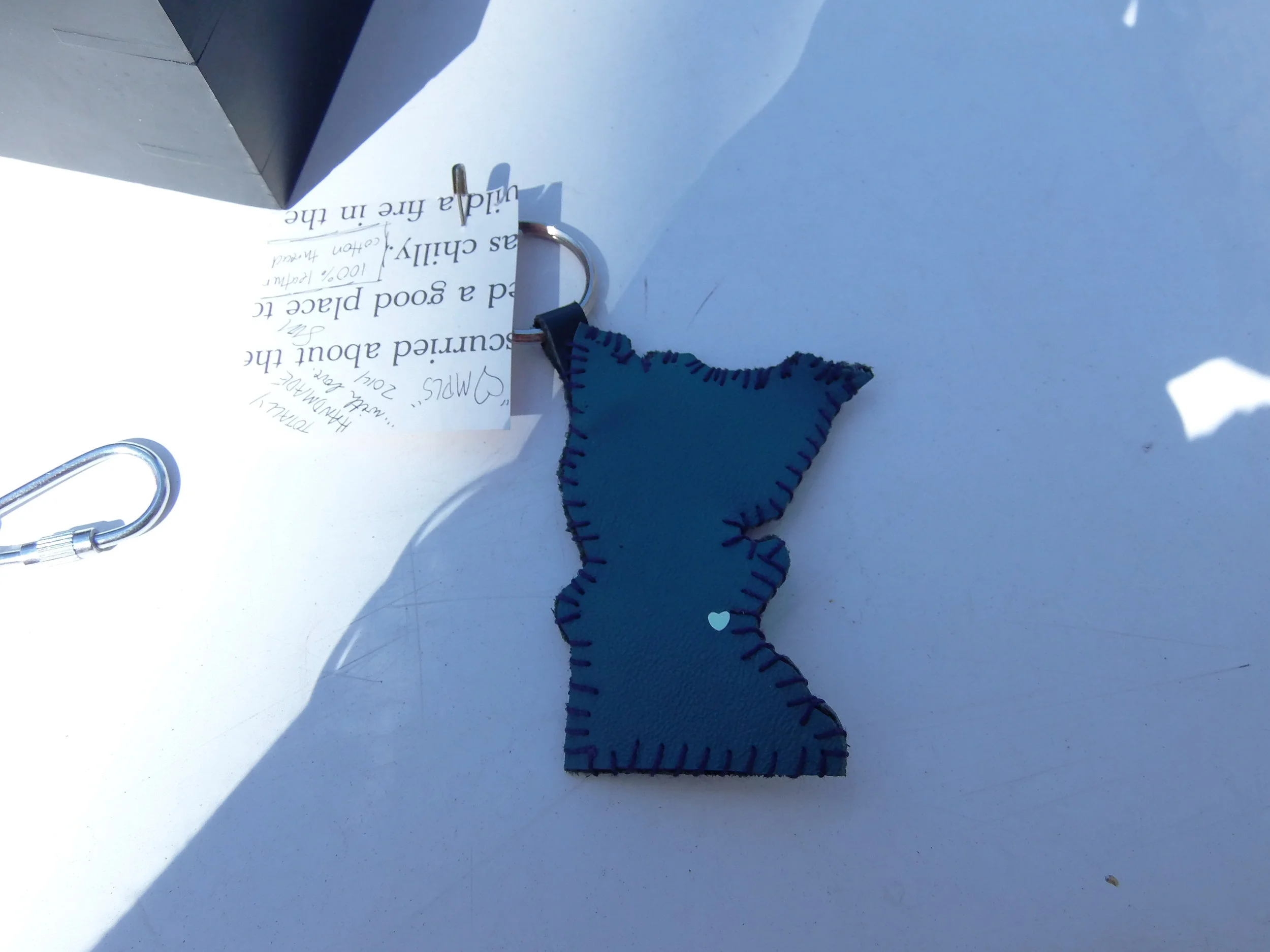 Mpls Love Leather Keychain