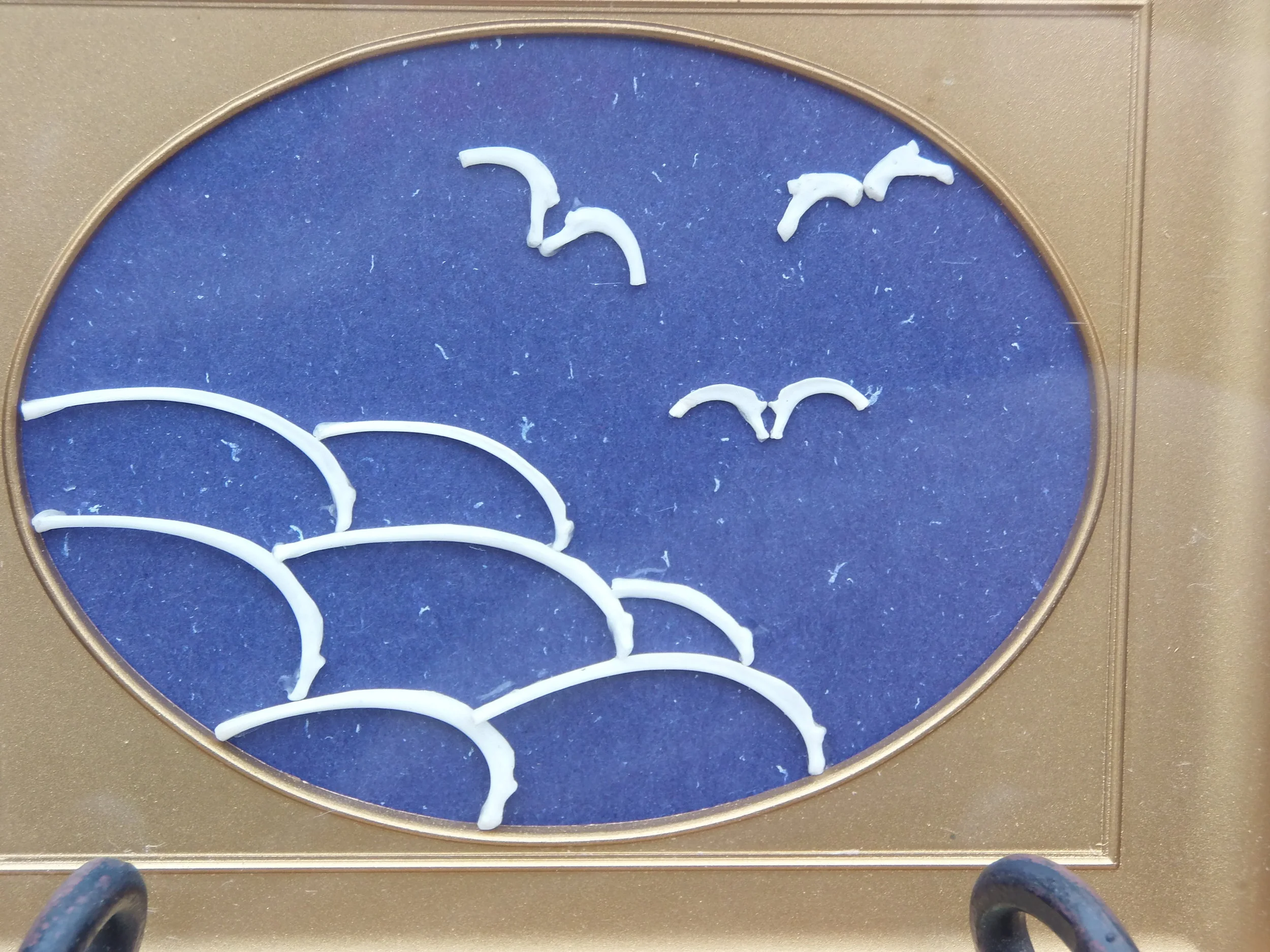 bone birds on the sea