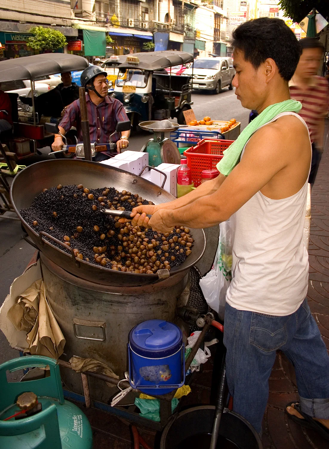 street Vendor copy.jpg