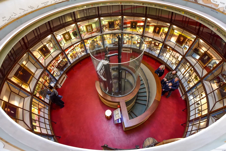 THE BIRTH OF THE ROTUNDA