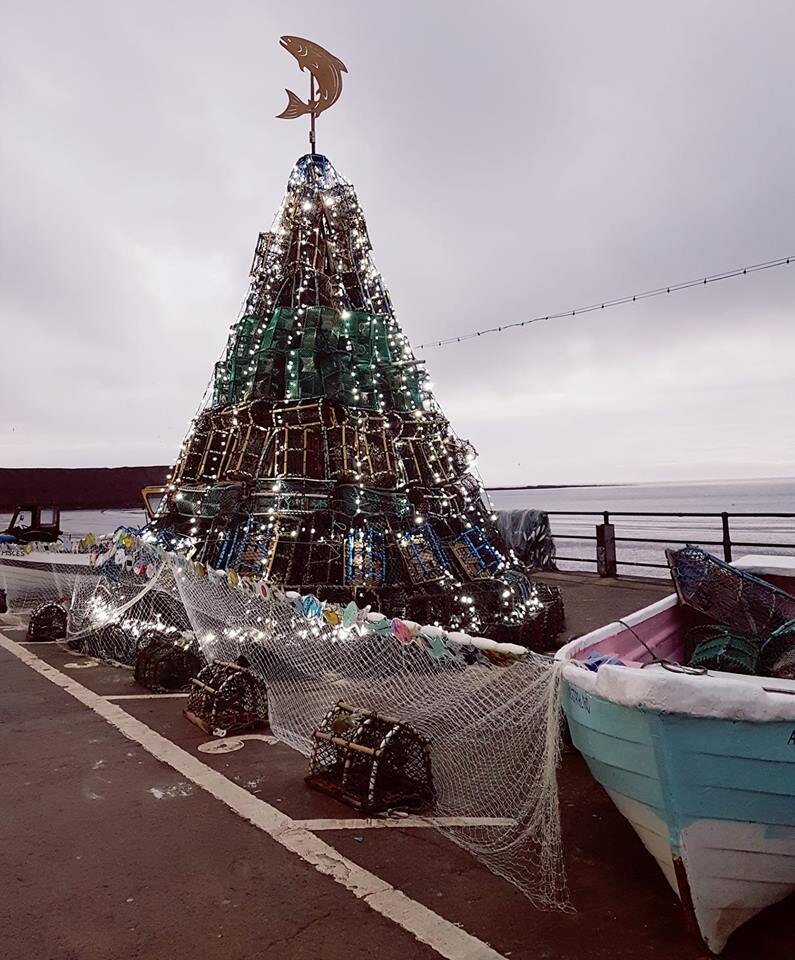 FILEY FISHTIVE TREE SWITCH ON