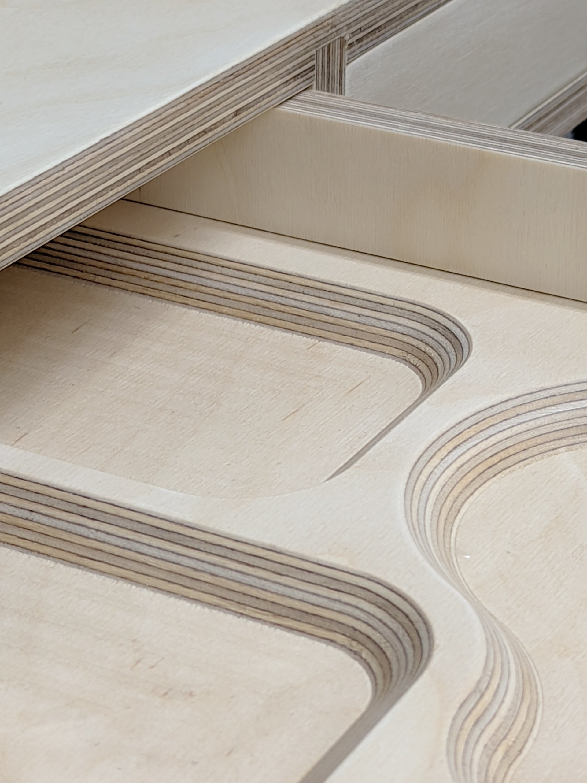 04_birch ply desk.jpg