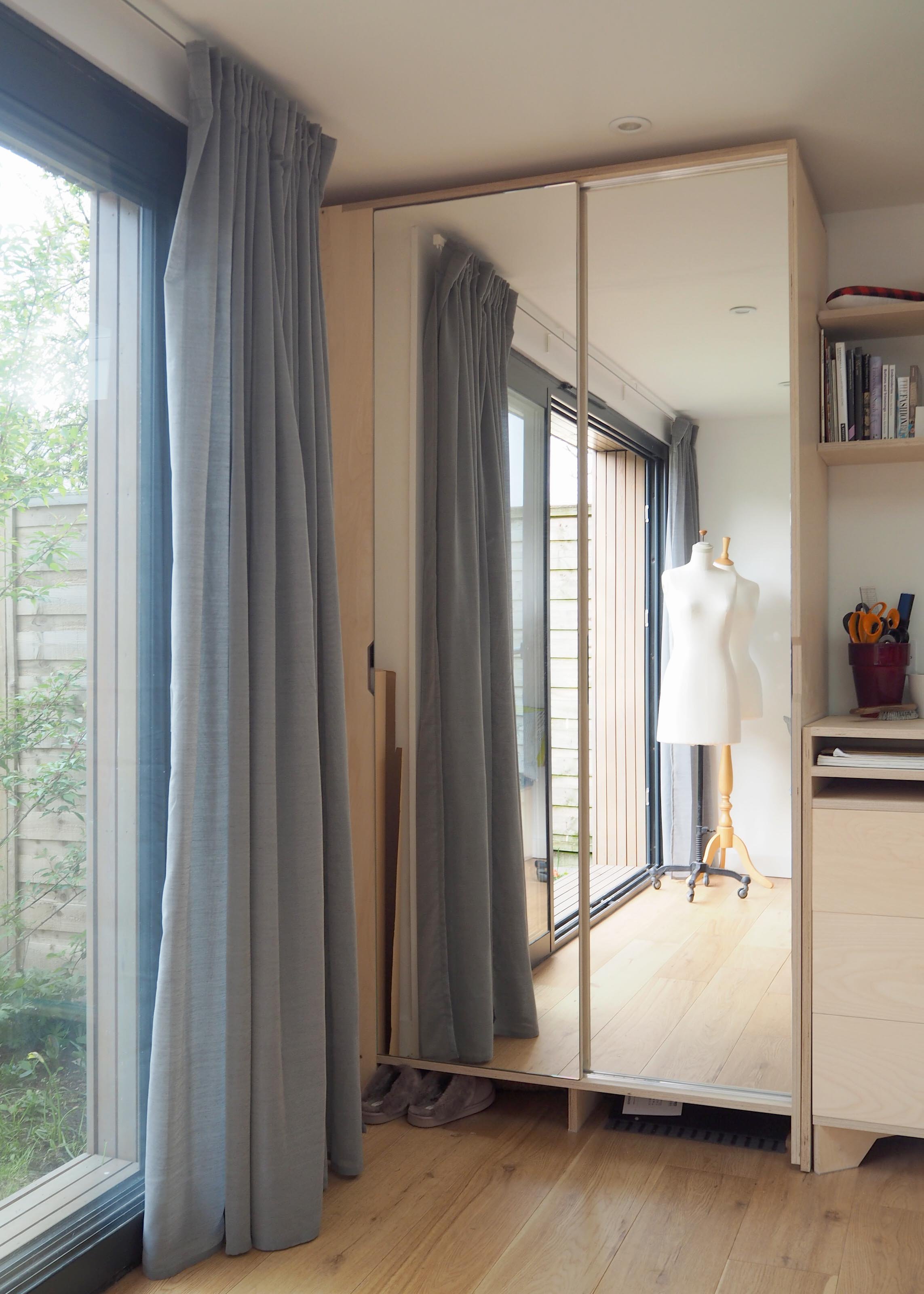 bespoke wardrobes windsor.jpg
