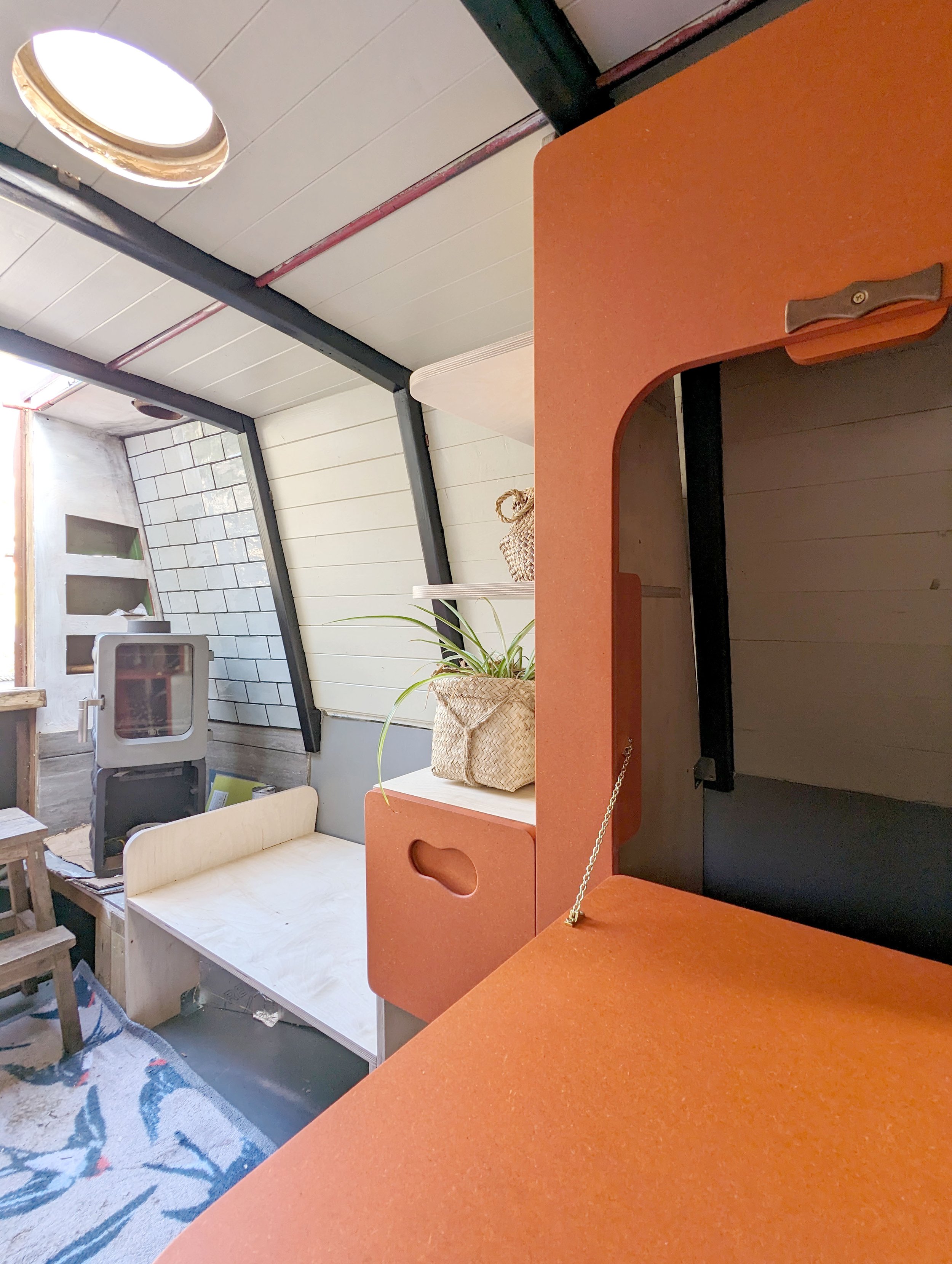 narrowboat with boatmans cabin.jpg