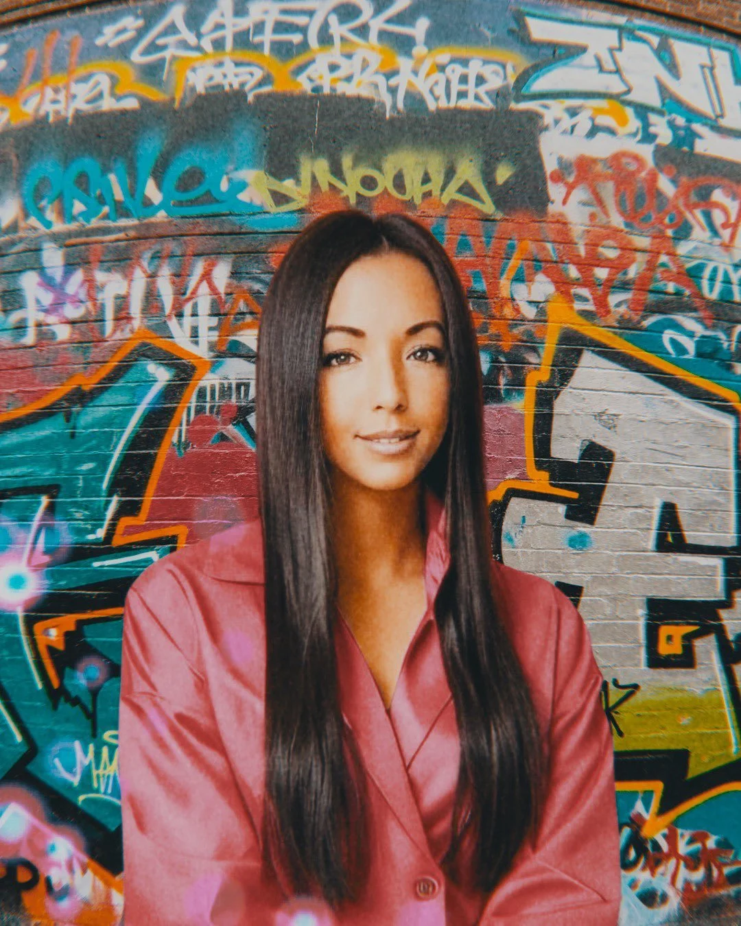 💭 Who were you before the algorithm told you? 

#art #poetry #streetart #street #graffiti #graffitiart #selfie #quote #color #urban #artist #graff #spraypaint #stencilart #poetrycommunity #artsy #arte #think #mural #tagging