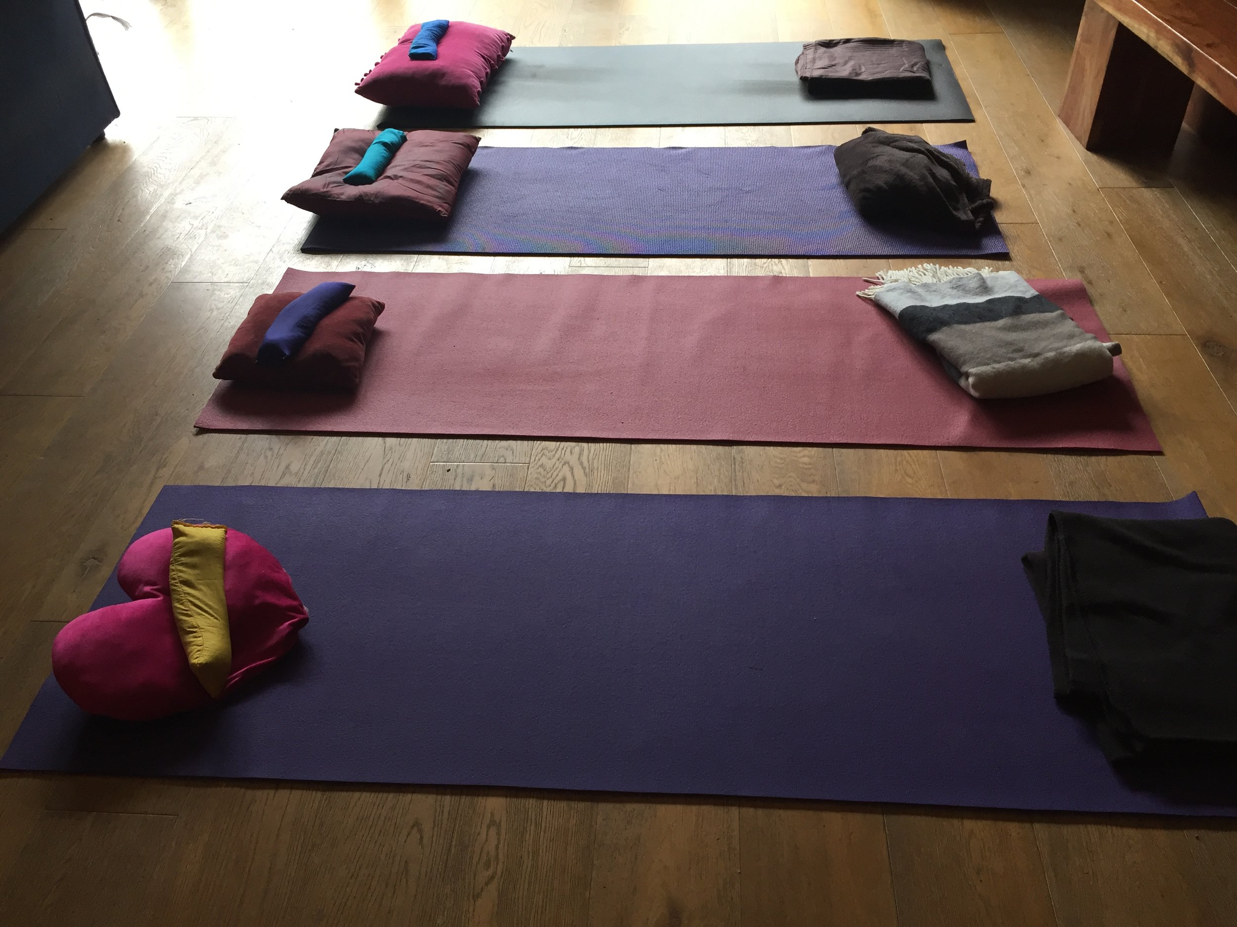 It's time to tuck in and tune in - Winter Yoga with Sylvia