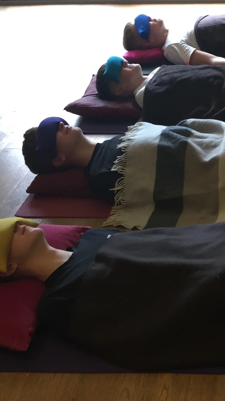 Yoga Teachers - Six ways to pack your classes!