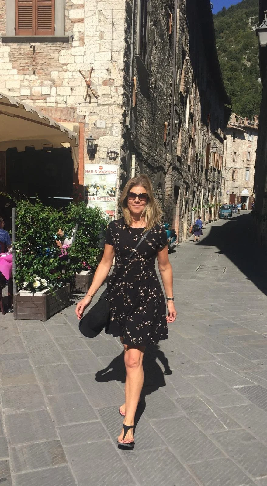 Posture blog three ~ moving the awareness up through knees, hips and pelvis.&nbsp;