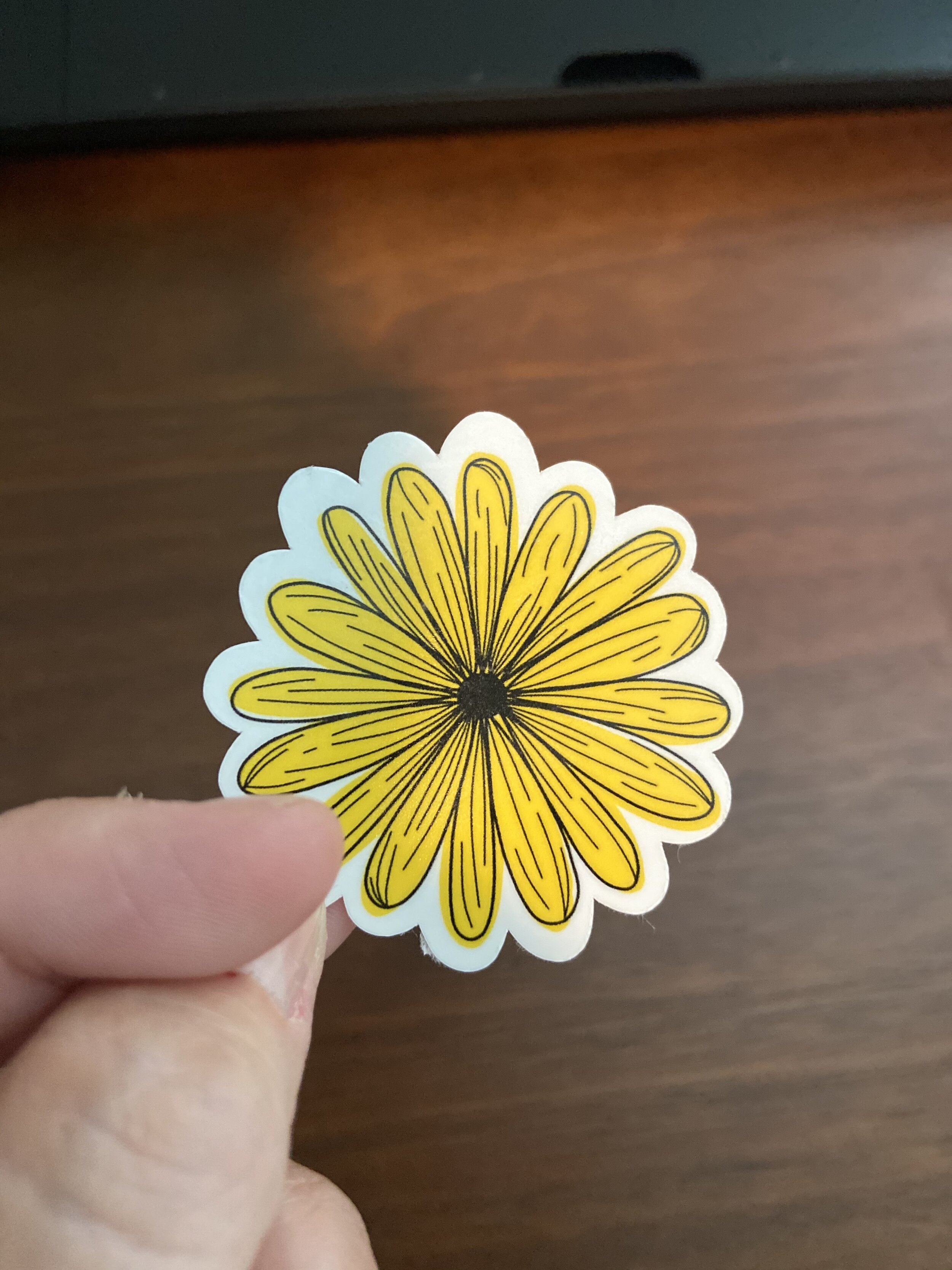 yellowdaisystickerrobinlynnedesigns.jpg