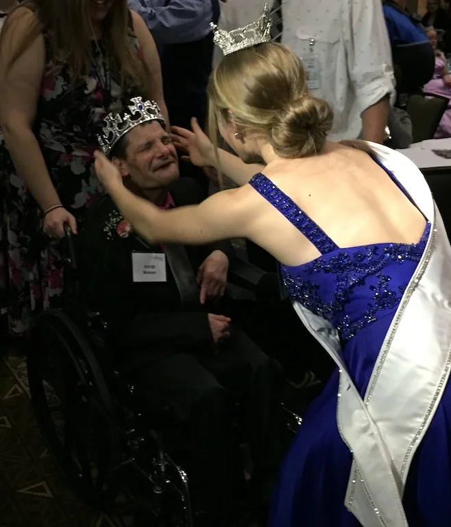 IMG_1431Queen crowning a king.JPG