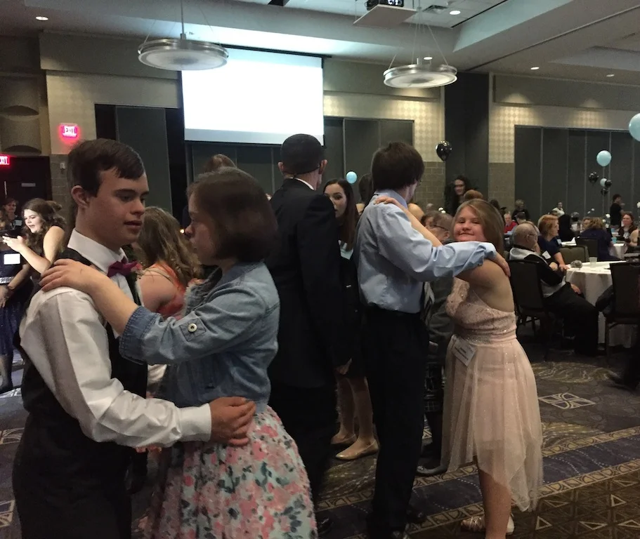 IMG_1395dancing.JPG