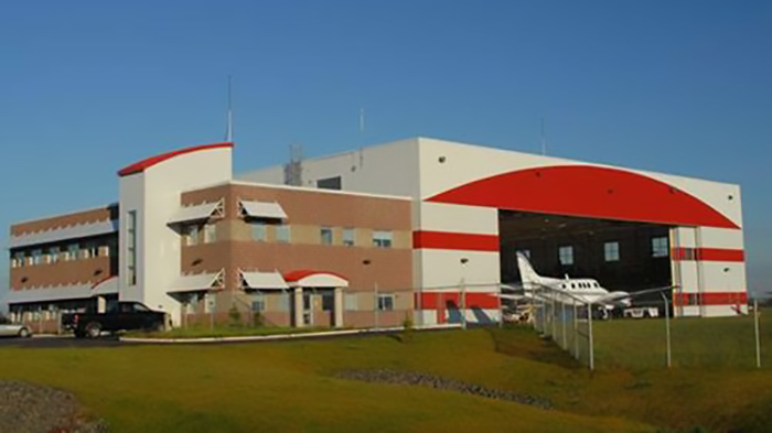 <strong>TRANSPORT CANADA HANGAR</strong><p>Moncton, NB</p>