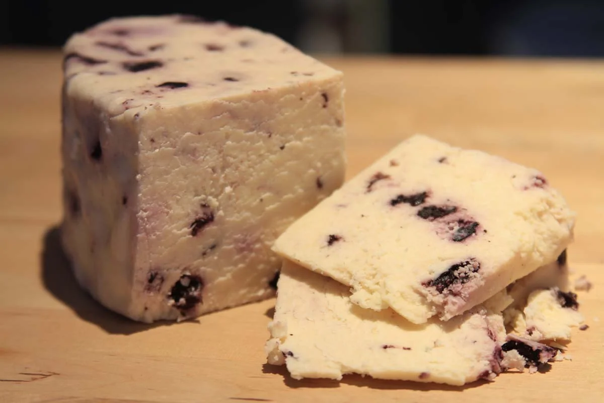 Wensleydale with Blueberry