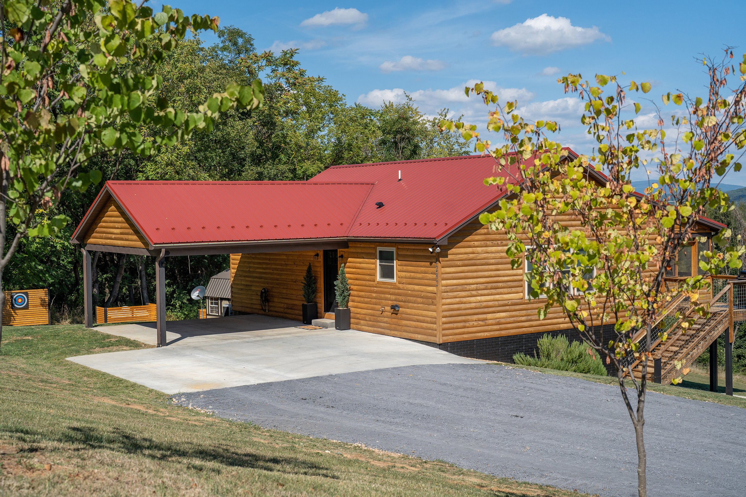 1282 Judy Lane-1_edit.jpg