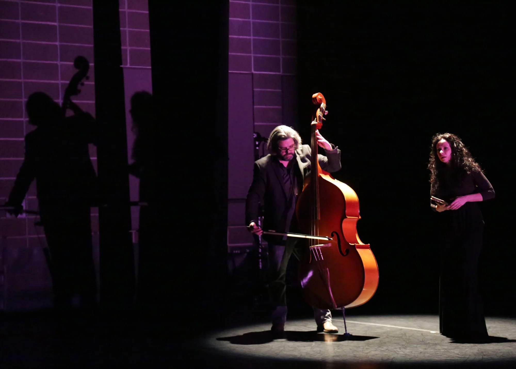 Dialogue entre, an experimental trio. Misha Penton, soprano. Brent Fariss, double bass. Music by Misha Penton and Brent Fariss. Meg Brooker, dancer and choreographer