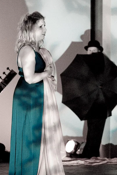Autumn Spectre. Misha Penton, soprano, concept, director; with singers: Alison Greene, Michael Walsh, Lisa Borik. Dancer, Toni Valle. Piano, Stephen W. Jones. Photo. E. Melear.