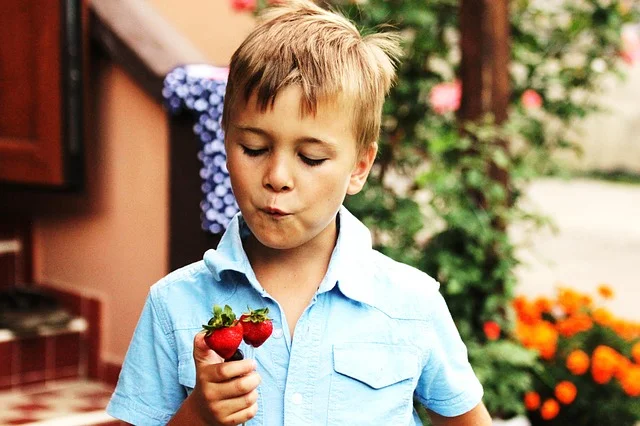 kids growing plants.jpg